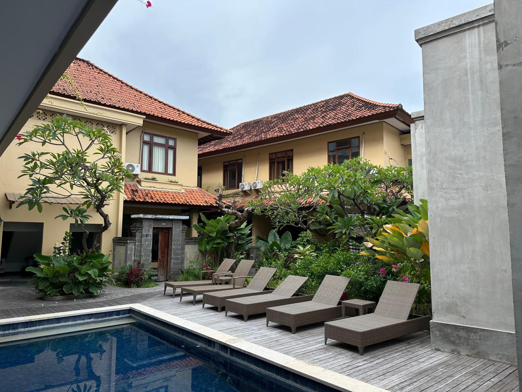 Villa Bunga Hotel Семіньяк Екстер'єр фото